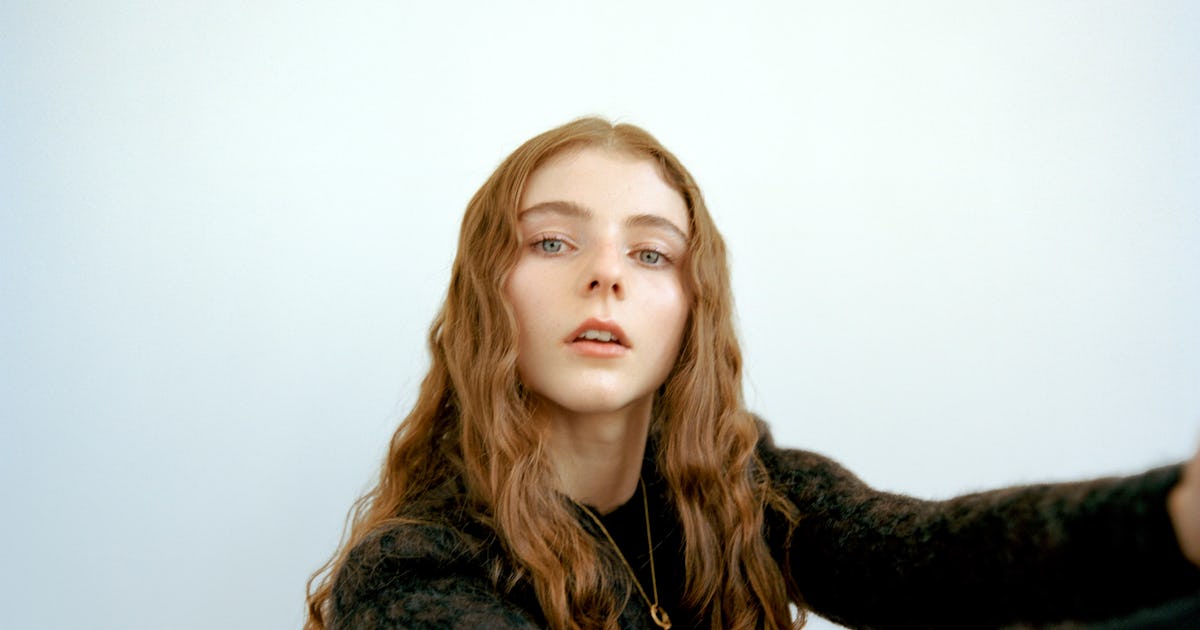 The J.Law-Like Rise of Thomasin McKenzie, Teen Star of Leave No Trace