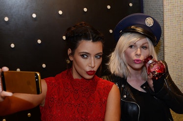 Makeup Artist Joyce Bonelli Denies Being Fired By the Kardashians lead