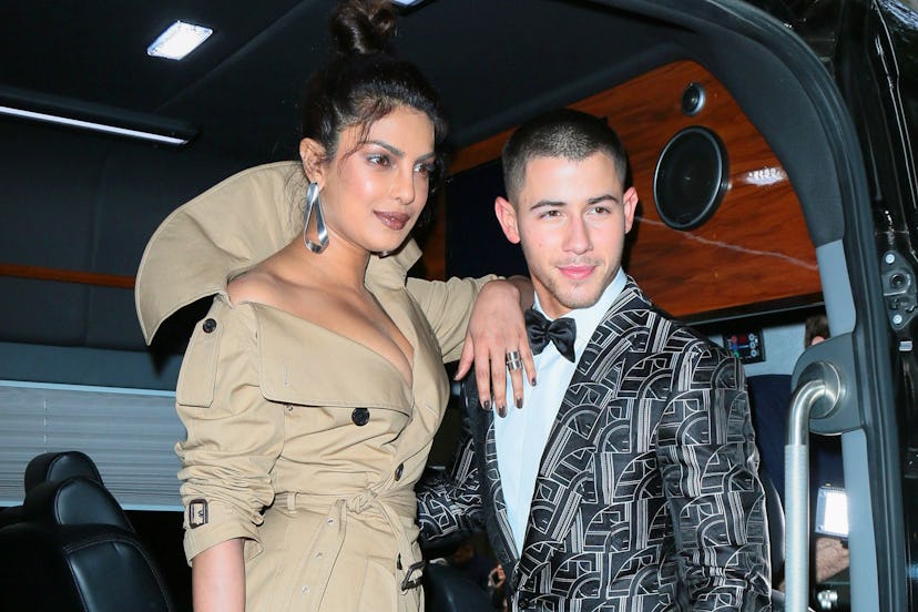 Priyanka Chopra and Nick Jonas dancing concert