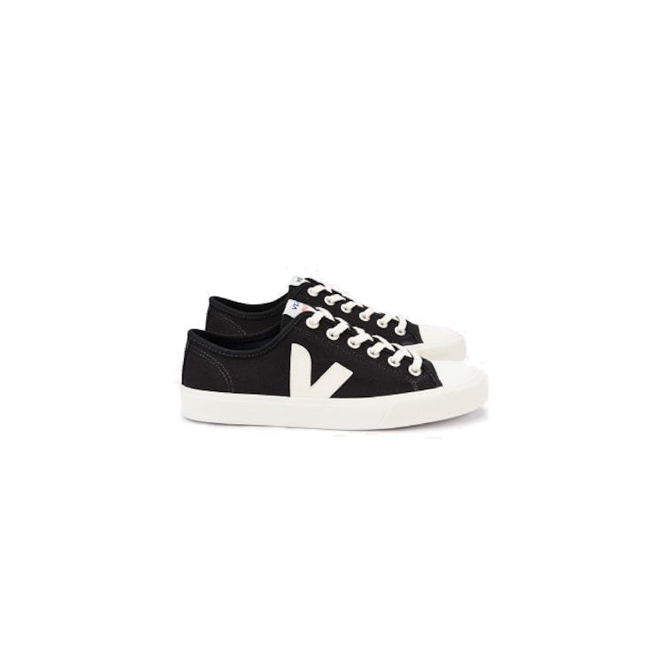Veja sneaker in a classic black and white style