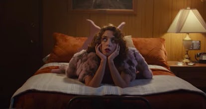 1 aubrey plaza An Evening With Beverly Luff Linn trailer.png