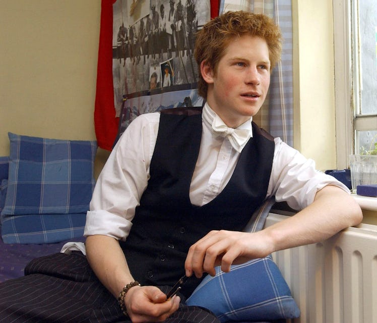 Prince Harry bedroom embed 6