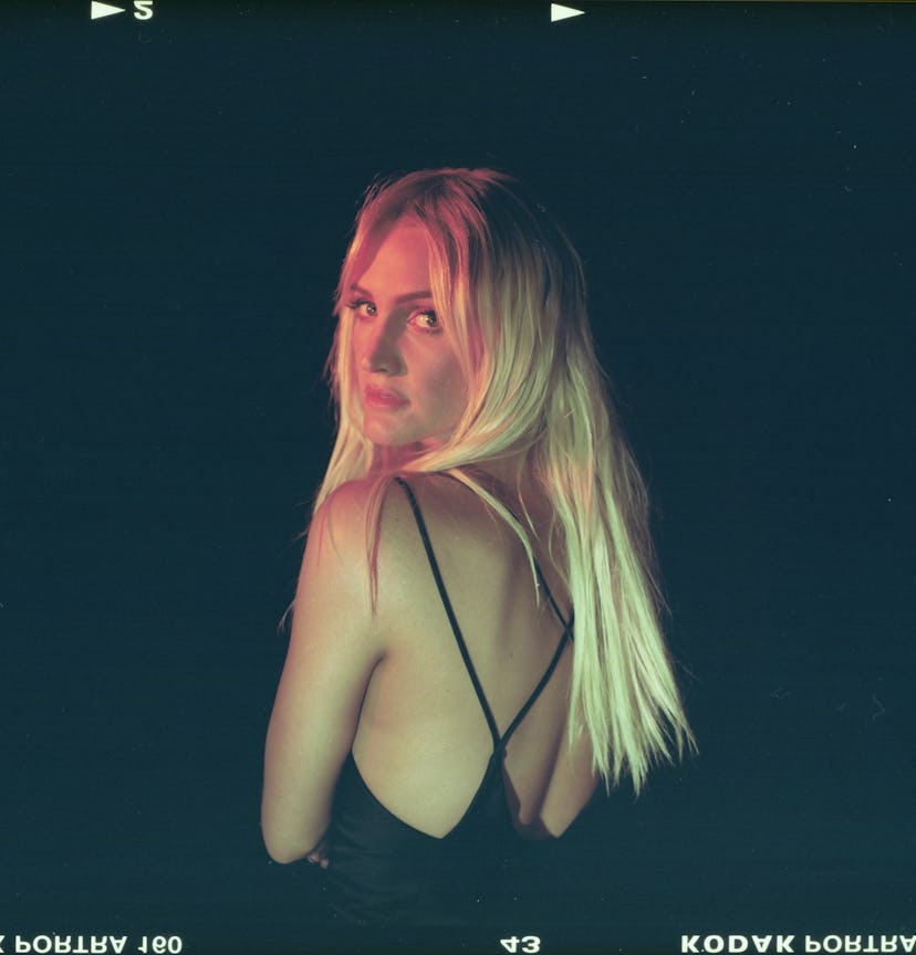 Emily_Lipson_Ashlee_Simpson_WMAG_Final1.jpg
