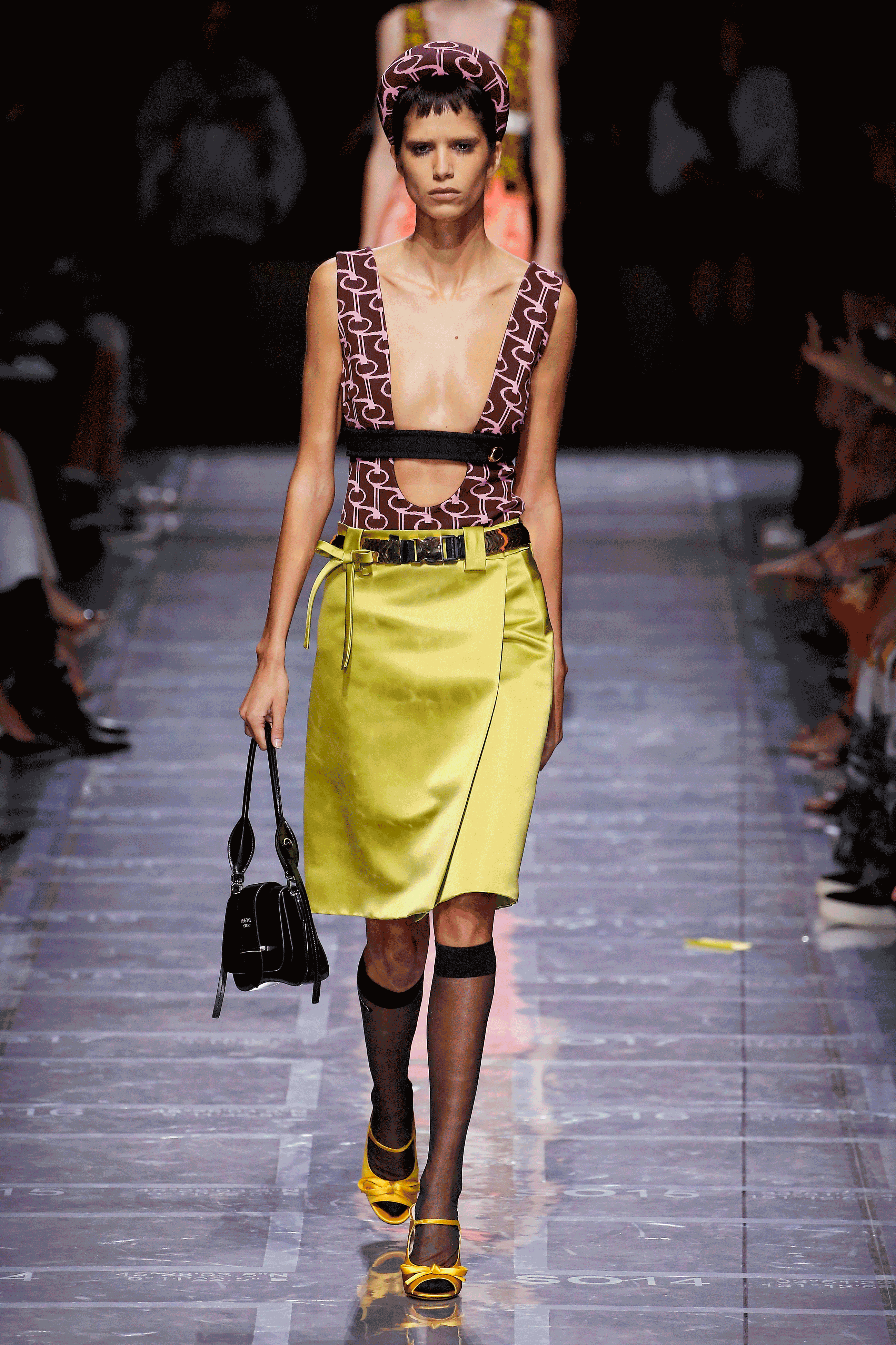 Street Style Fashion Show Trendy Clothes For Women 2019 All The