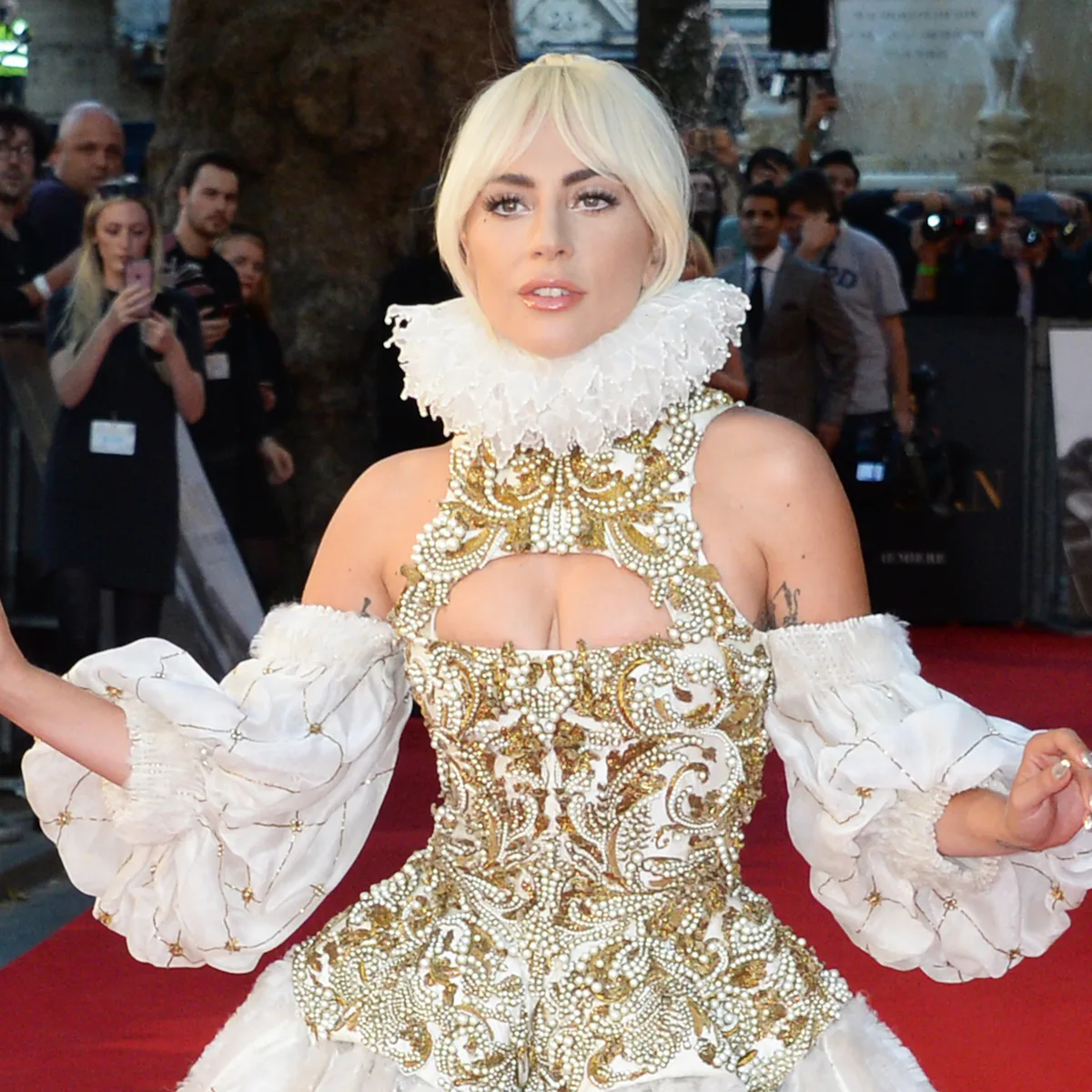 Lady Gaga Wears Epic Alexander McQueen Ensemble to 'A Star Is Born' Premiere in London Lady Gaga Wears Epic Alexander McQueen Ensemble to 'A Star Is Born' Premiere in London