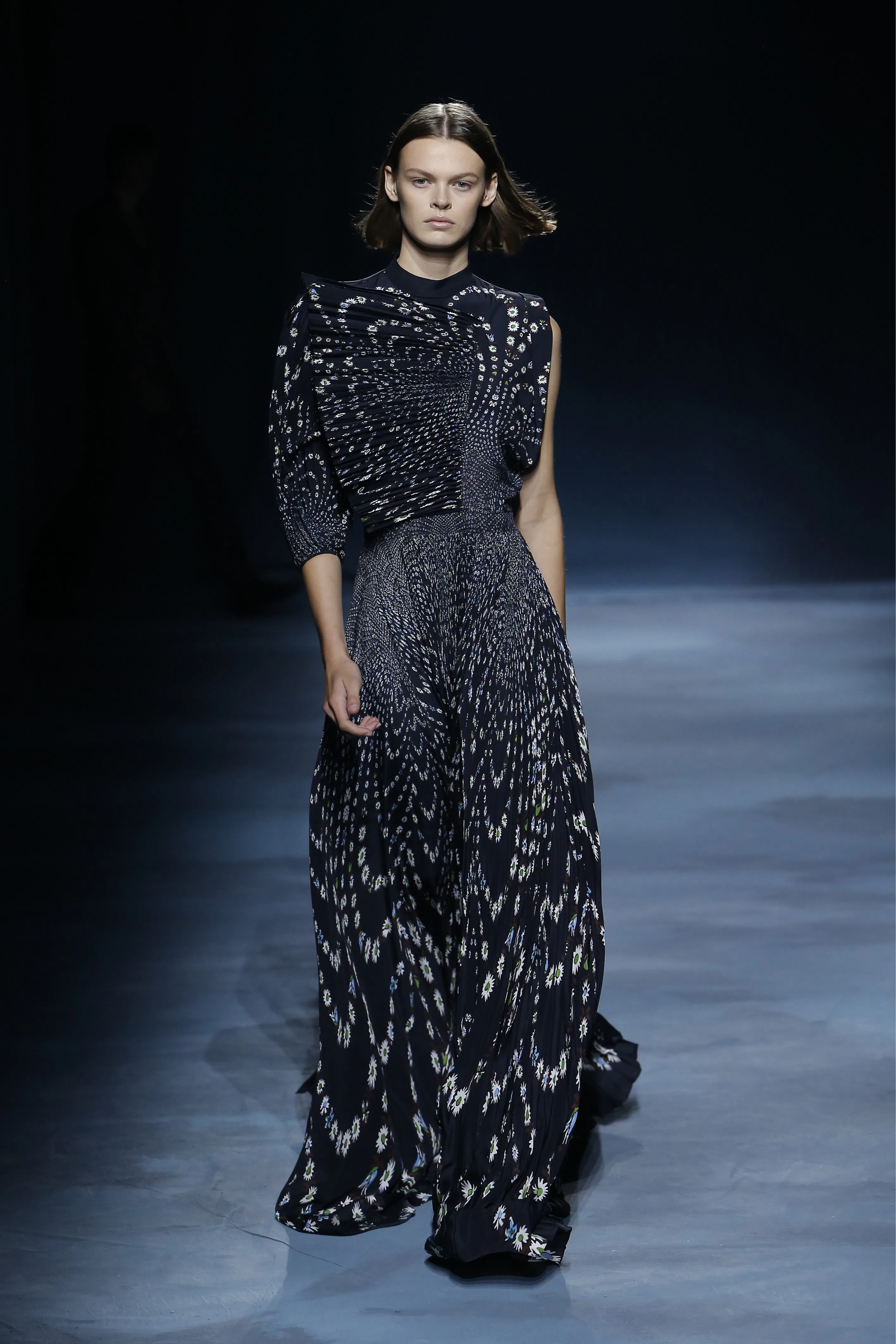 The Best Looks of Paris Fashion Week Spring 2019 So Far