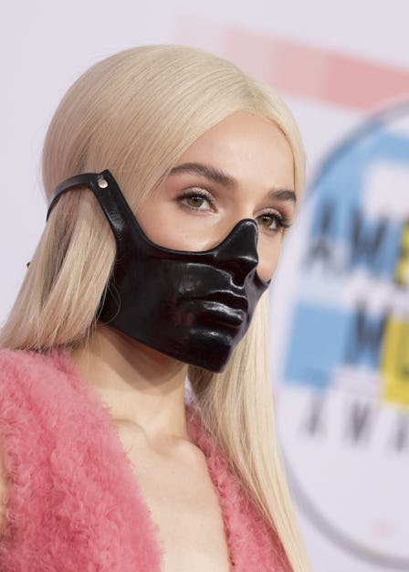 POPPY Wears A Black Mask At The AMAs LEAD