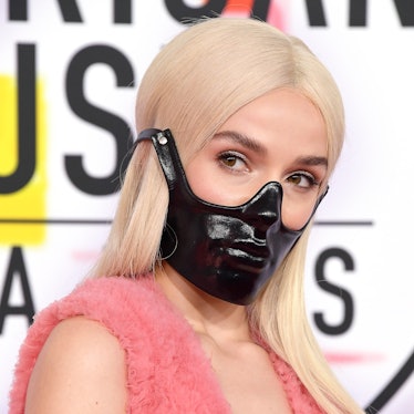 POPPY Wears A Black Mask At The AMAs 1