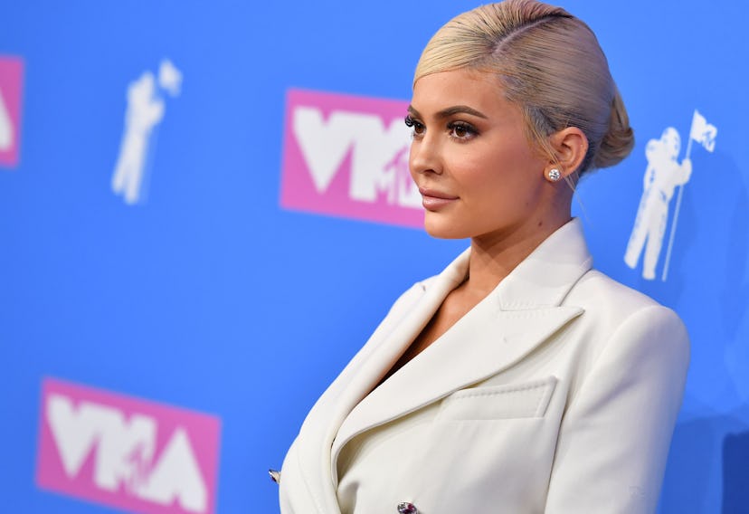 Kylie Jenner Confirms She's Using Lip Fillers Again LEAD