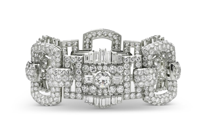 VCA Bracelet 27858 (2).jpg