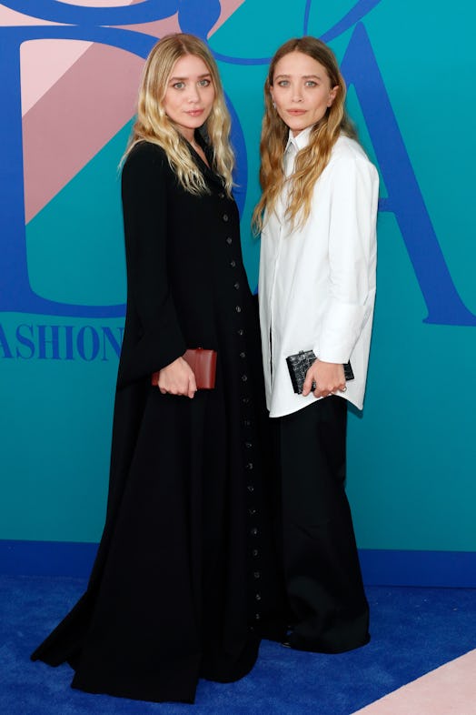 Mary-Kate and Ashley Olsen embed 2