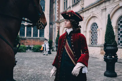 Confirmed Joe Alwyn Is Very Very Good In The Favourite