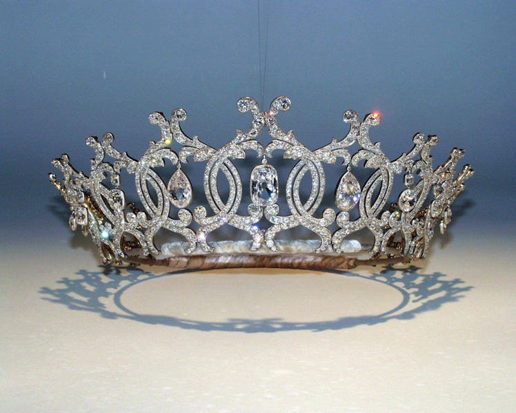 Stolen Portland tiara embed