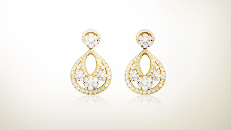 Article_CreaHigh_Snowflake-earrings_P-1.jpg