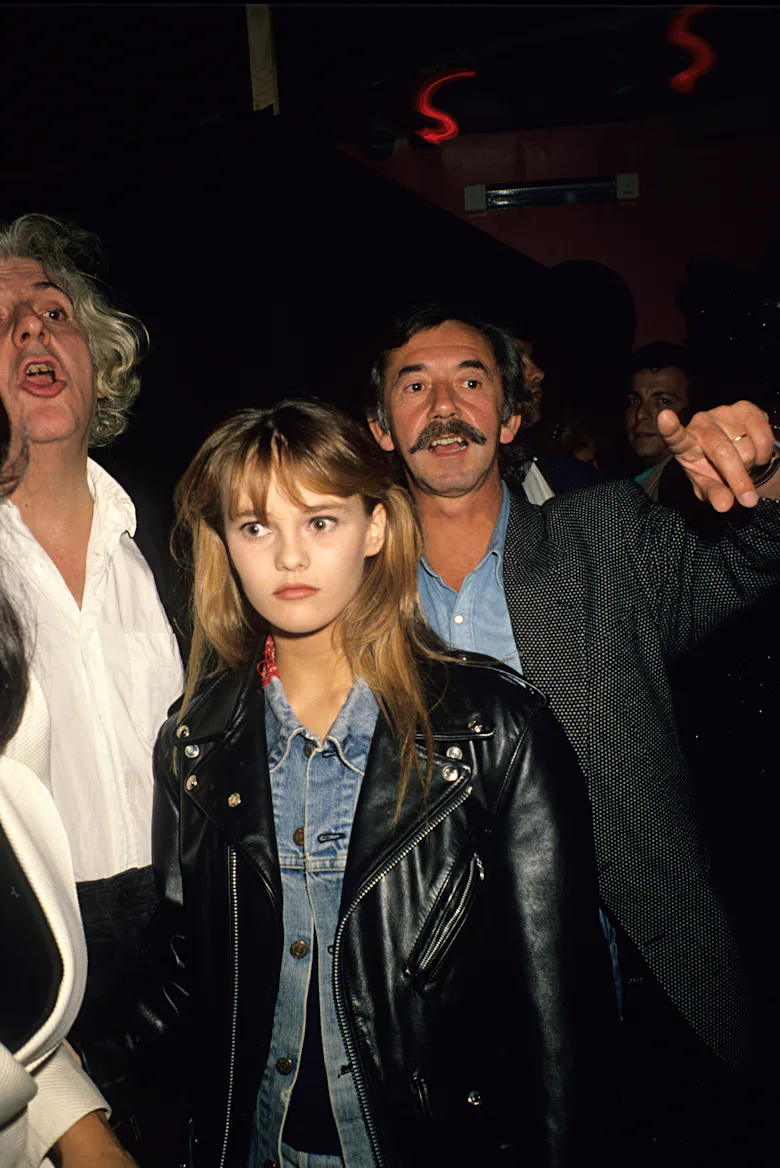 Breathtaking Photos of Vanessa Paradis Through the Years Breathtaking Photos of Vanessa Paradis Through the Years