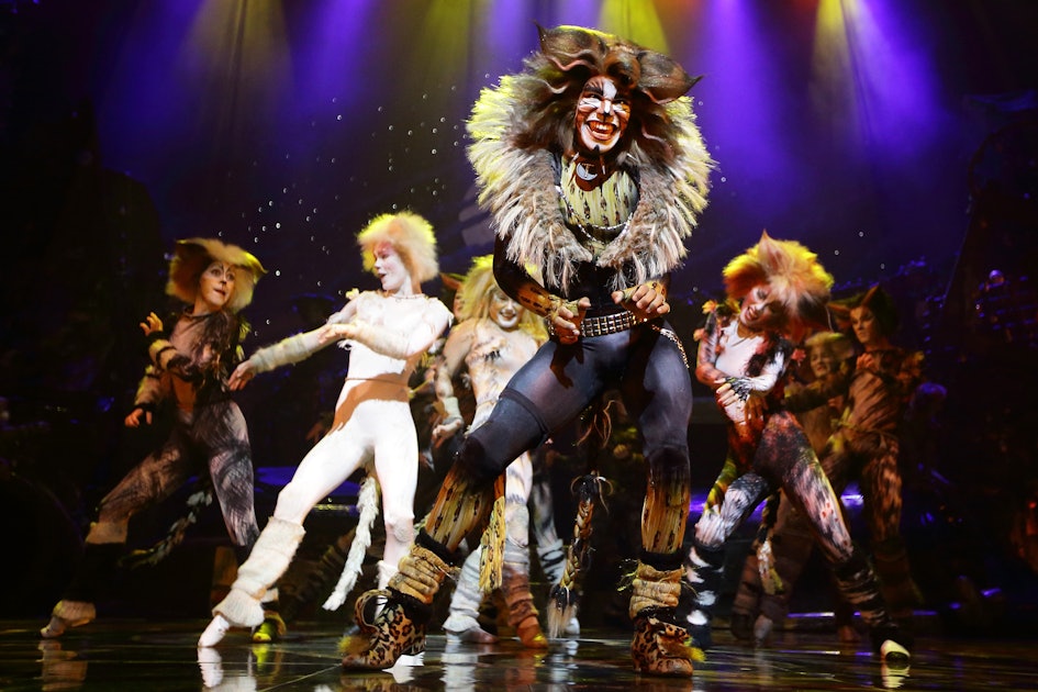 Cats' Movie Adaptation With Taylor Swift, Jennifer Hudson Sets December  2019 Release Date