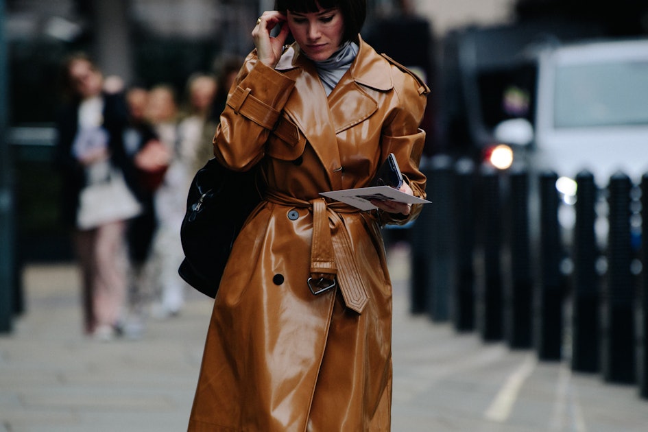London Fashion Week Street Style Fall 2019 is a Study in Bold ...