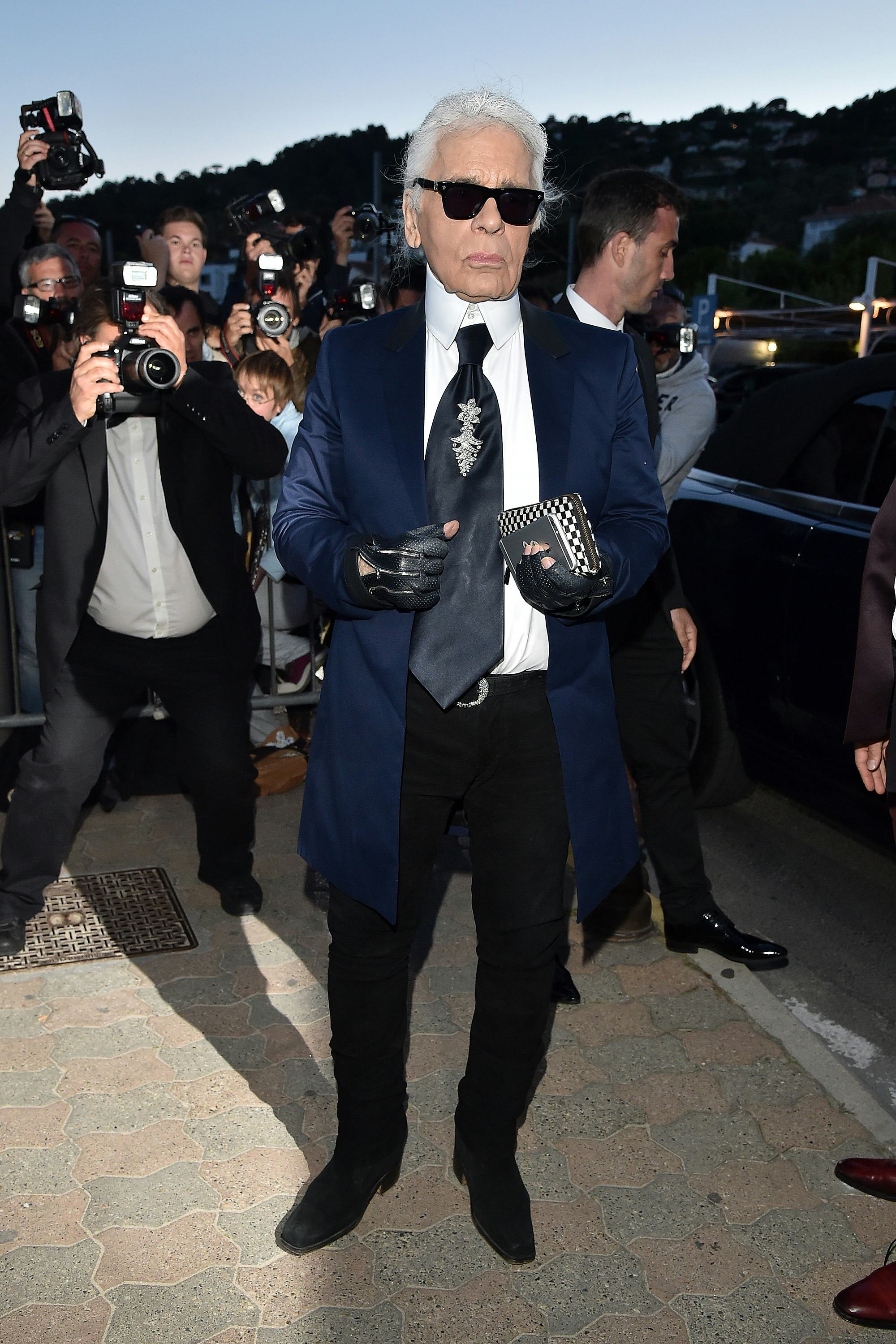 How Karl Lagerfeld's Signature Look Transformed Over the Years