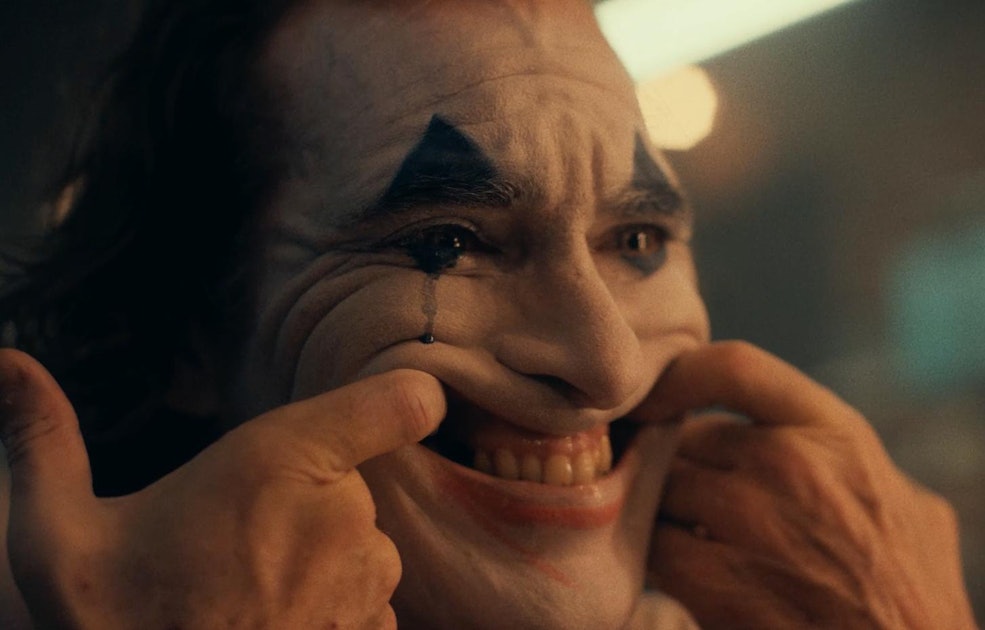 Joker Trailer: Joaquin Phoenix Is a Sinister Sad Clown