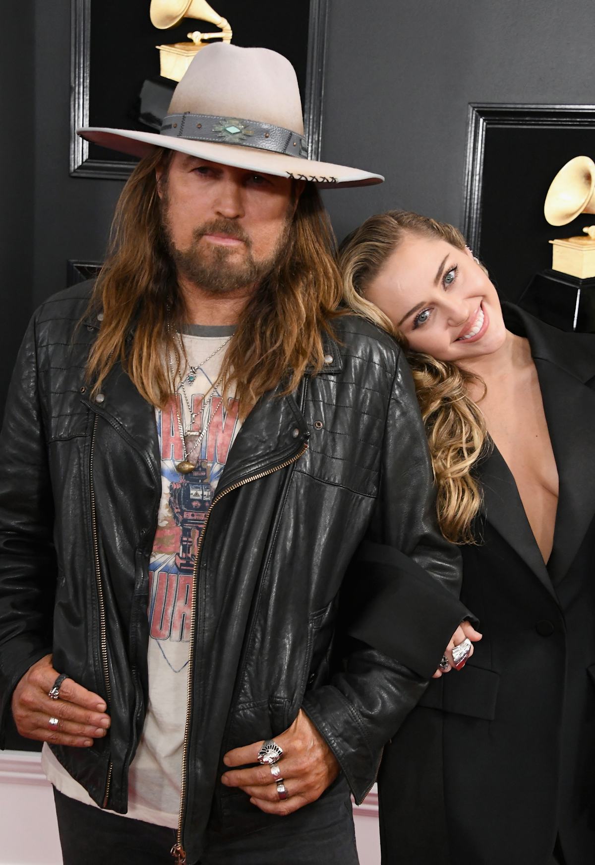 Billy Ray Cyrus And Lil Nas X S Old Town Road Remix Got The Meme Treatment From Miley Cyrus