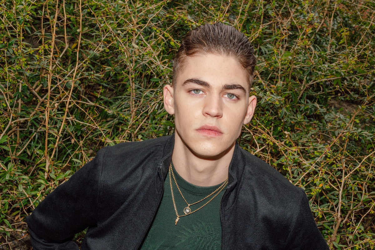 After Star Hero Fiennes Tiffin Almost Pursued Landscaping Instead Of Acting