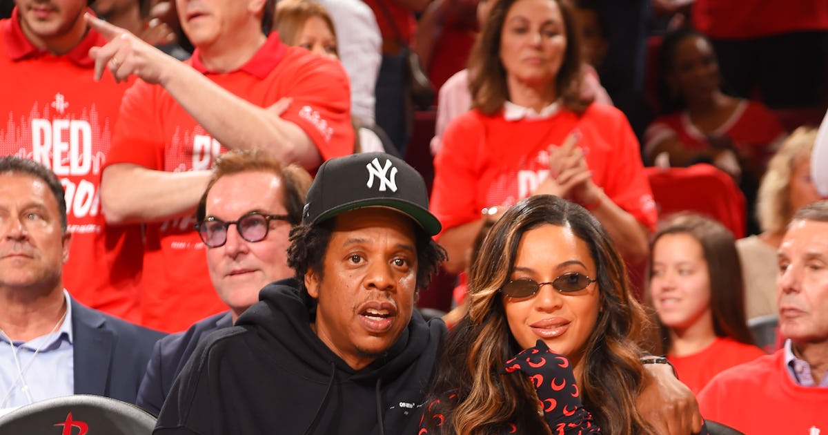 Beyoncé Pushed Courtside Style to New Extremes at a Houston Rockets Game