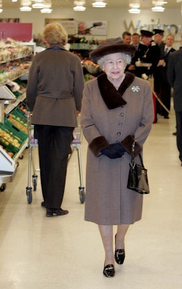 Queen Elizabeth II At King Edward Court Shopping Centre