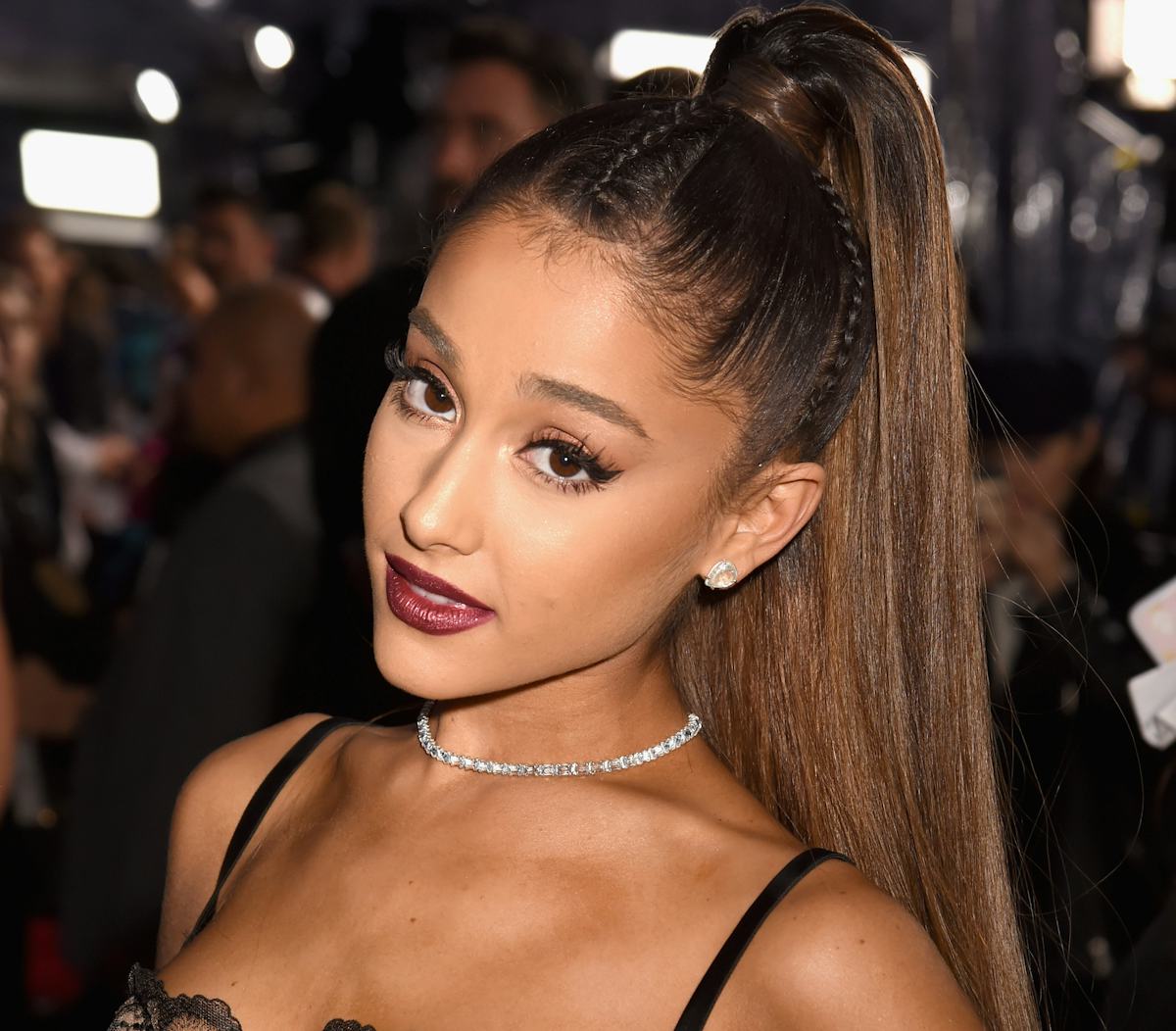 Ariana Grande Without Her Ponytail Still Freaks The Internet Out