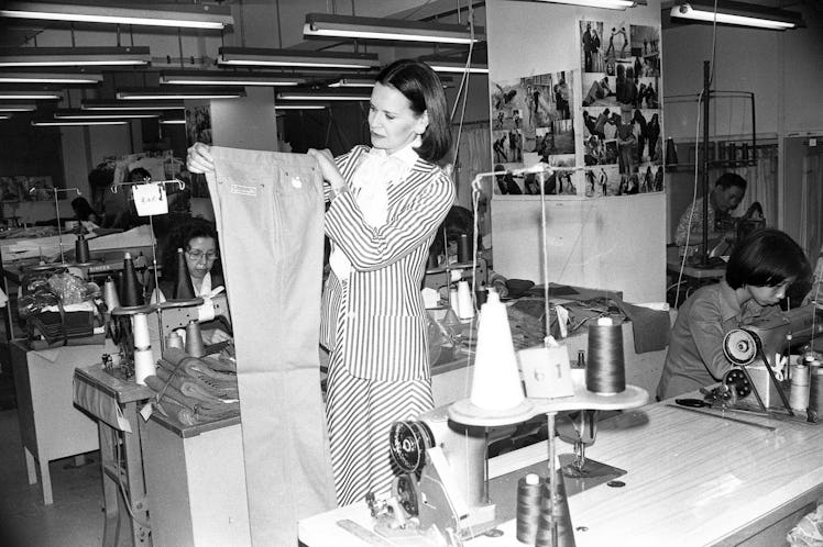 American fashion designer Gloria Vanderbilt visits Murjani, a Hunghom garment company where her jean...