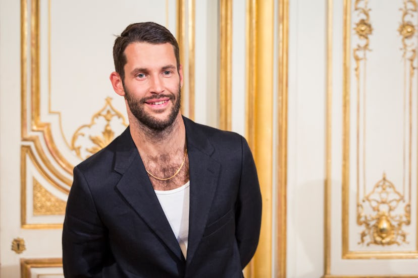 Jacquemus: Runway - Paris Fashion Week Womenswear Spring/Summer 2019