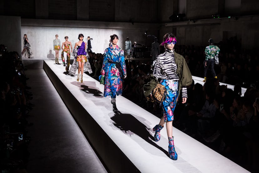 Dries Van Noten : Runway - Paris Fashion Week - Womenswear Spring Summer 2020