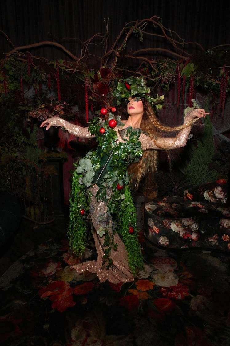Ketel One Vodka And The Fleur Room Host Halloween In The Garden Of Good And Evil