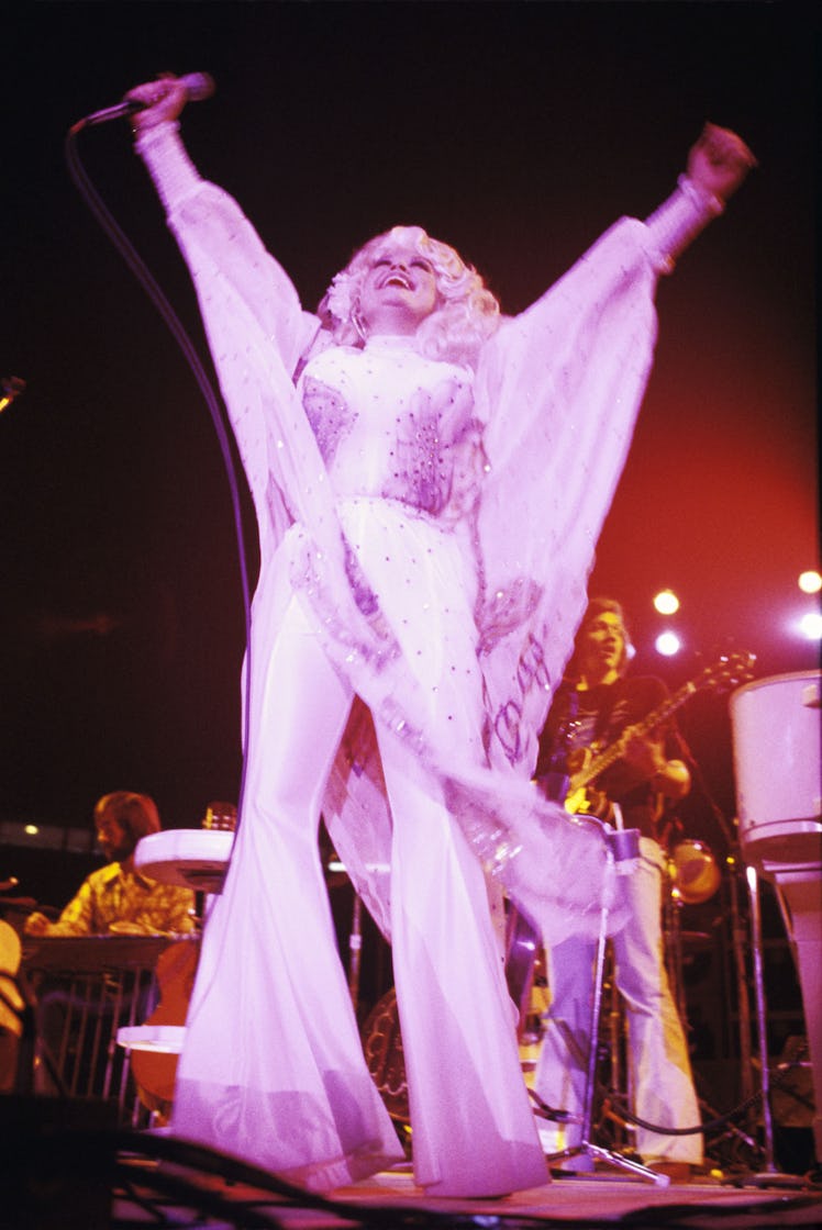 Dolly Parton Performs at Tech Coliseum - October 22, 1977