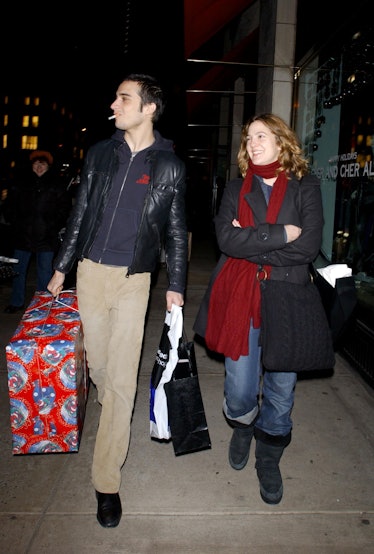 Drew Barrymore And Fabrizio Moretti Shop On Christmas Eve