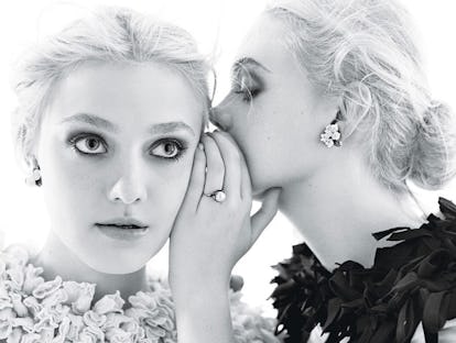 cess-elle-dakota-fanning-cover-story-04-l.jpg