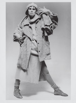 A model posing and wearing a look from Sub-Urban, Smith’s fall 1984 collection for WilliWear