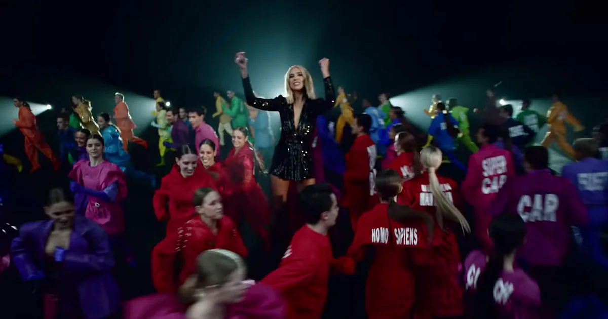 How Dua Lipa S Physical Video Pays Homage To Beyonce And Daft Punk