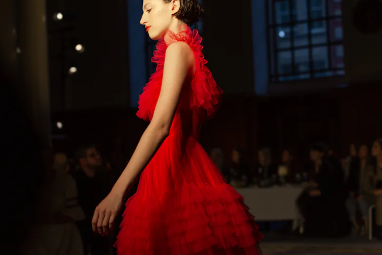 The Tulle and Tailored Details at Molly Goddard's London Fashion Week Show The Tulle and Tailored Details at Molly Goddard's London Fashion Week Show