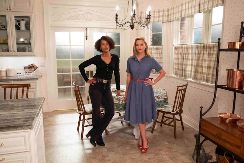 Reese Witherspoon and Kerry Washington in the trailer of Little Fires Everywhere posing together in ...