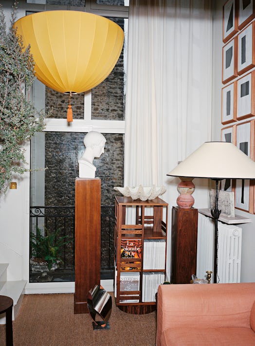 The living room of the interior designer Fabrizio Casiraghi’s Paris apartment