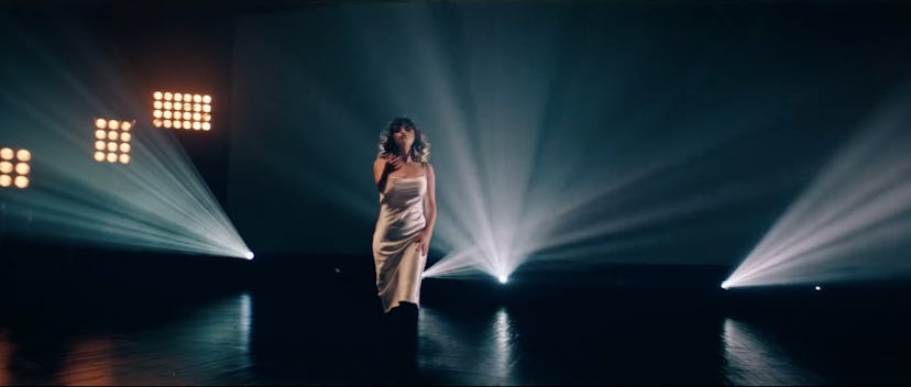 selena gomez dancing alone dance again