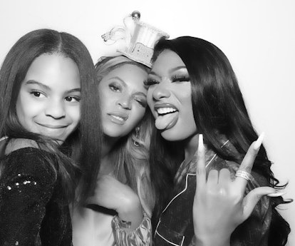 blue ivy beyonce megan thee stallion new years eve photo booth