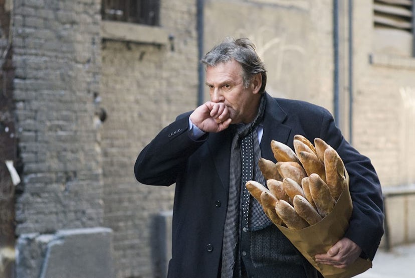 Iconic baguettes scene in Michael Clayton