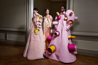 Viktor And Rolf Can Still Make You Laugh This Digital Couture Week Viktor And Rolf Can Still Make You Laugh This Digital Couture Week