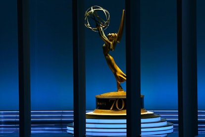 A giant Emmy statue.