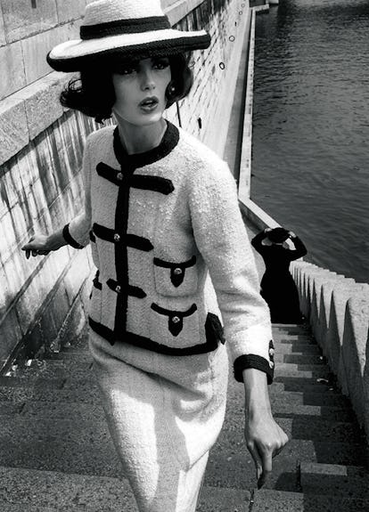 Coco chanel black and white Clearance