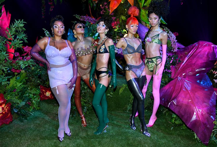 Paloma Elsesser, Ciarda Hall, Nadia Lee Cohen, Kitty Louvit, and Noah Carlos posing together for a p...