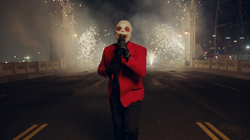 The Weeknd performs in bandages.