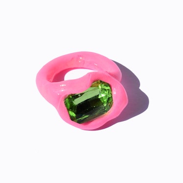 A pink blobb ring