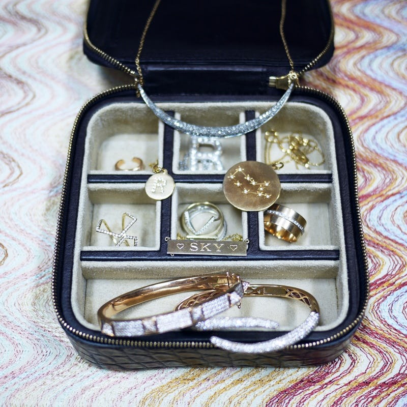 Featured image of post Rachel Zoe Jewelry Bracelet / More than 1 products in stock.